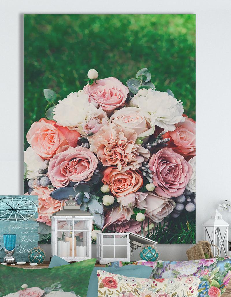 designq Wedding bouquet on grass - Cottage Canvas Wall Art designq Wedding bouquet on grass - Cottage Canvas Wall Art
