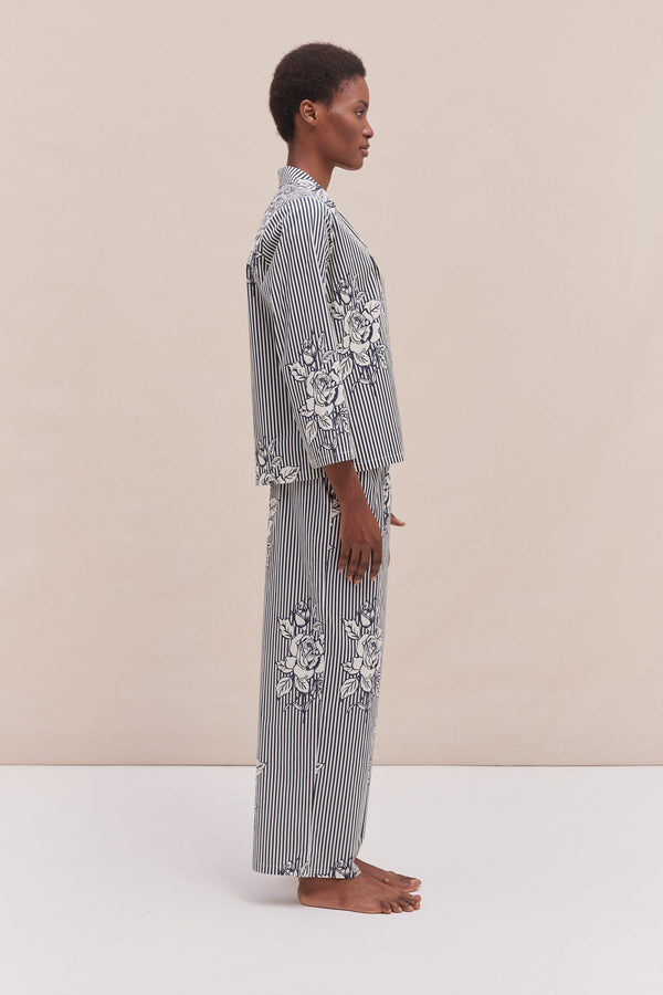 Desmond & Dempsey 402 Long Pyjama Set Pinstripe Rose/Navy
