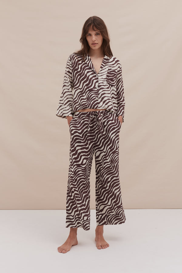 desmond & dempsey Boxy Shirt and Wide Leg Trouser Set Tide Print Cocoa/Cream Linen