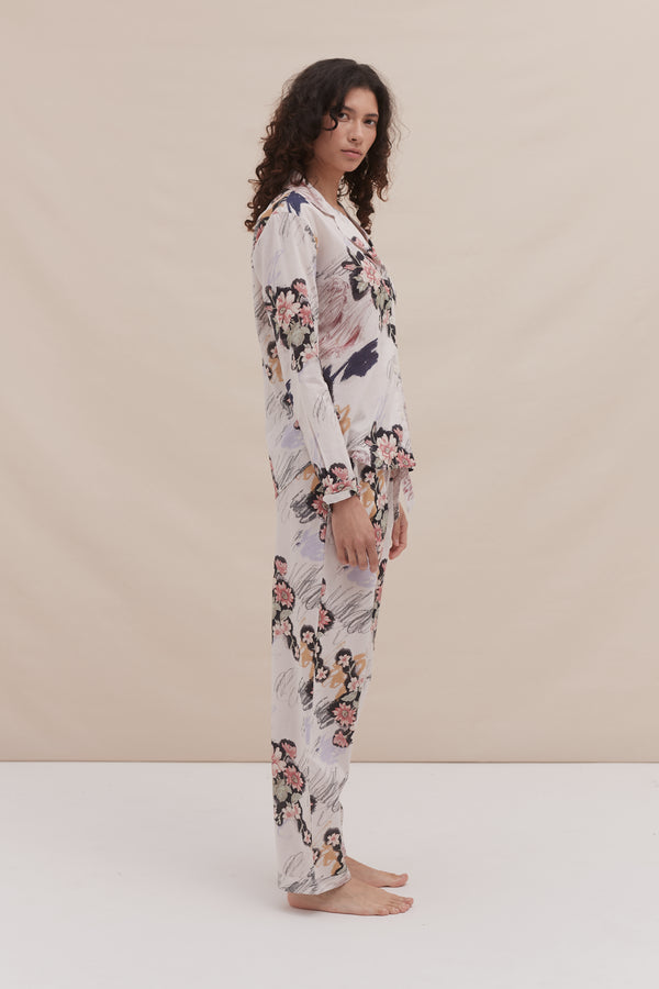 Desmond & Dempsey Love Chalk