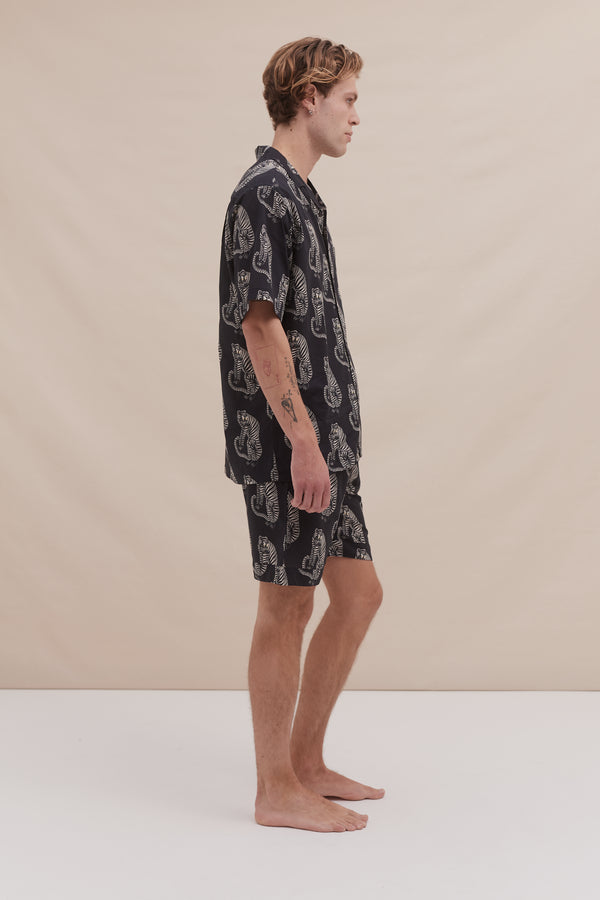 Desmond & Dempsey Sansindo Black Cream