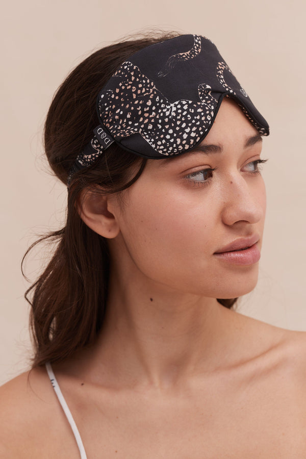 Desmond & Dempsey The Jag Navy