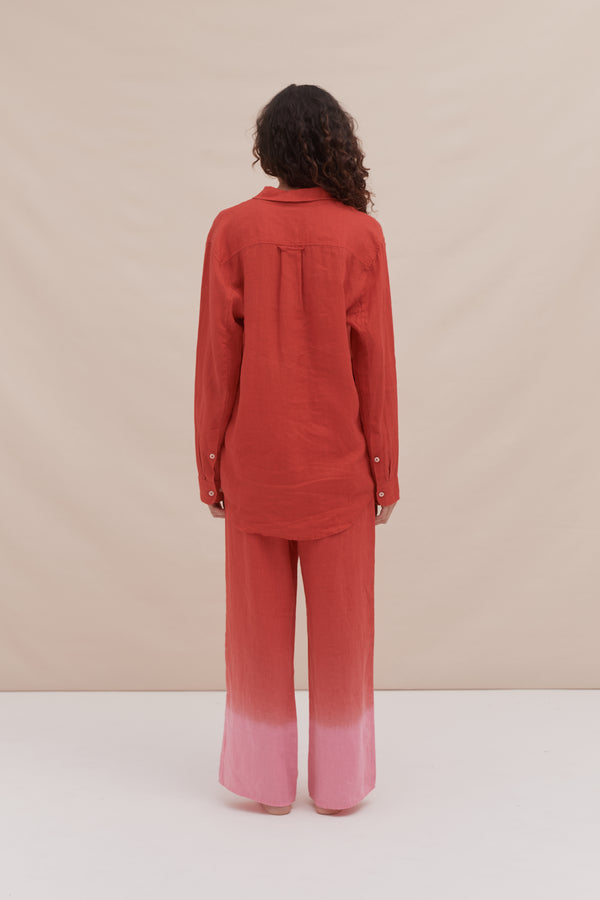 Desmond & Dempsey Long Lounge Set Dip Dye Red/Pink Linen