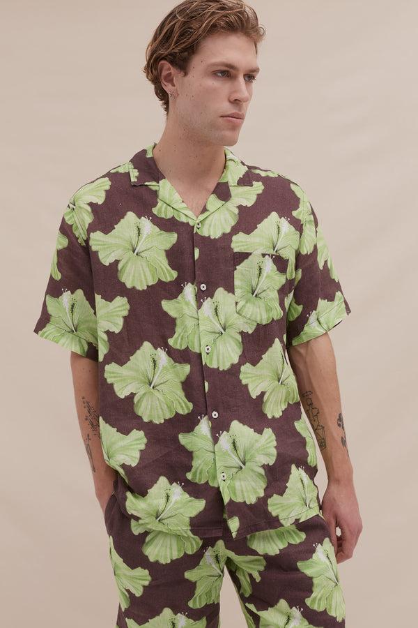 Desmond & Dempsey Men’s Cuban Pyjama Set Grand Hibiscus Print Cocoa/Lime Linen