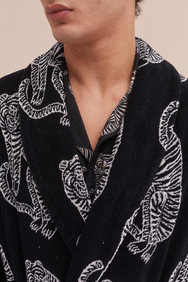 Desmond & Dempsey Unisex Towel Robe Sansindo Print Black Cream