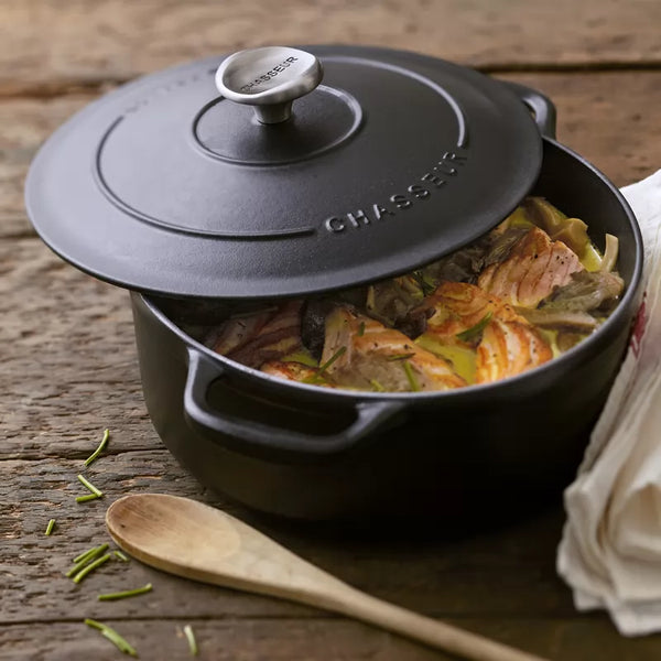 Dexam Chasseur 14cm Round Casserole - Matt Black