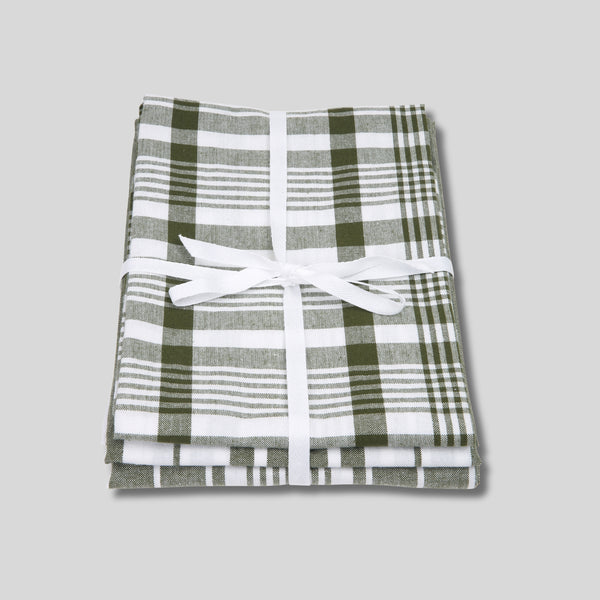 Dexam Love Colour Set Of 3 Extra-Large Tea Towels | Vibrant Cotton Kitchen Textiles