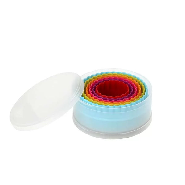 dexam Set of 6 Double Sided Plain/Crinkle Round Cookie Cutters - Assorted Colours