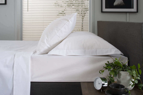 Deyongs 200 Thread Count Cotton Housewife Pillowcase Pair