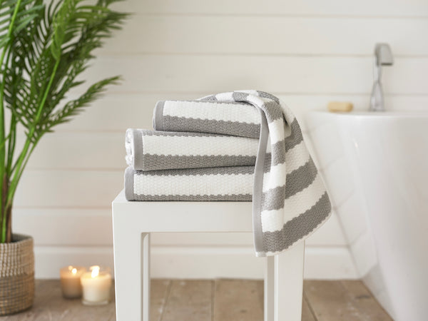Deyongs Boston Stripe Cotton Towels 550 GSM