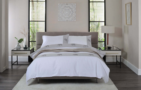 deyongs Elephants Embroidered Cotton Duvet Set