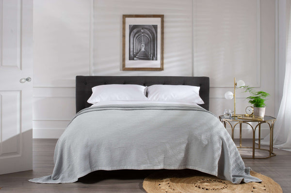 Deyongs Guimaraes Bed Throw