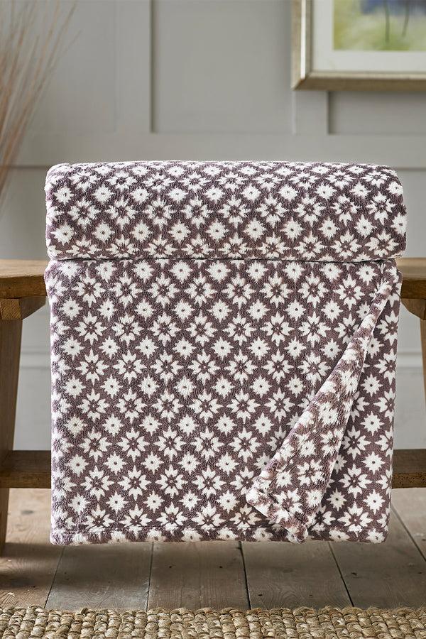 deyongs Harlington Heavyweight Sherpa Throw