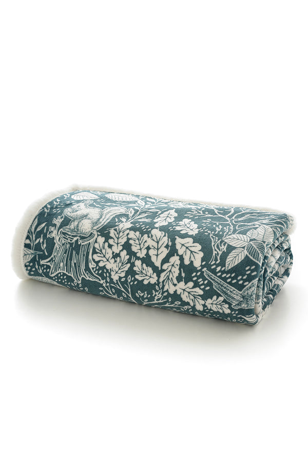 deyongs Hidden Forest Printed Sherpa Fleece Throw