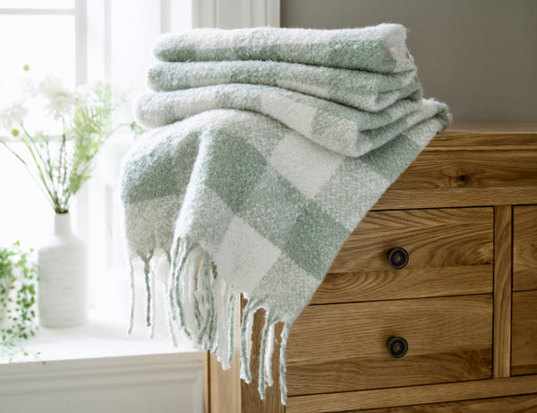 Deyongs Longmorn Faux Cashmere Checked Throw