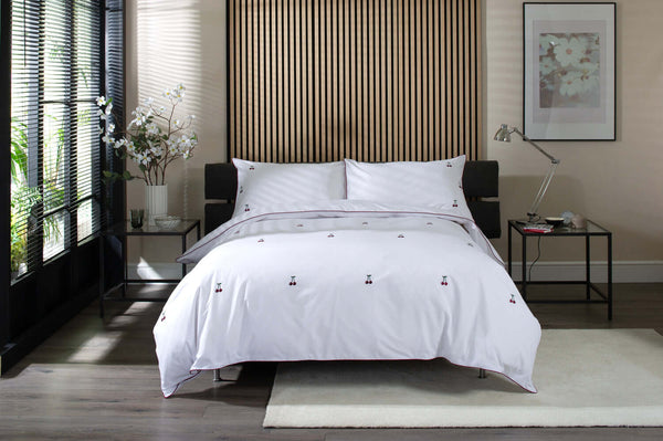 deyongs Mon Cheri Embroidered Cherries Duvet Set