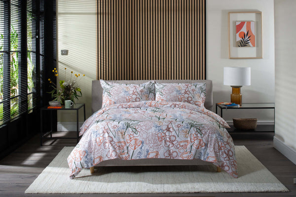 deyongs Naive Floral Duvet Set with Fabric Bag