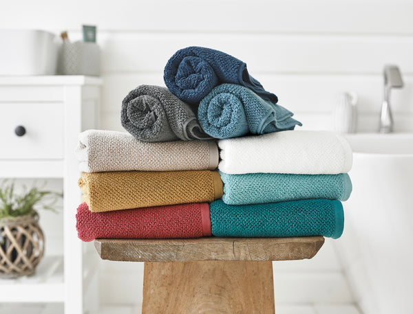 Deyongs Romeo Zero Twist Cotton Towels 450 GSM