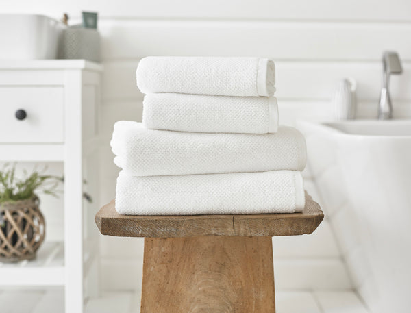 Deyongs Romeo Zero Twist Cotton Towels 450 GSM