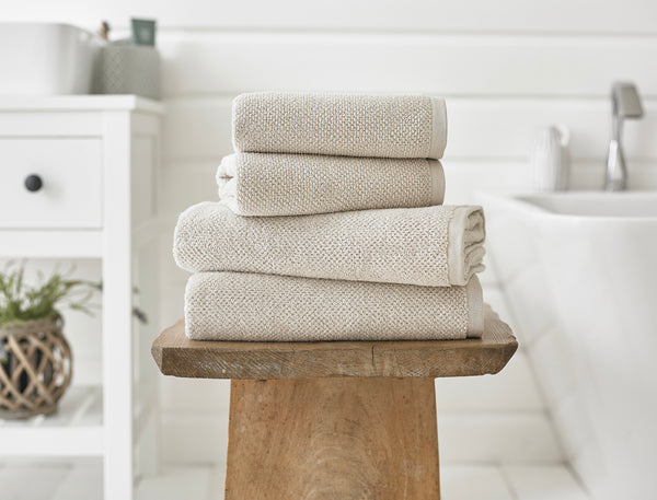 Deyongs Romeo Zero Twist Cotton Towels 450 GSM