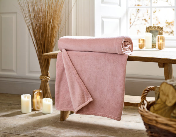 Deyongs Snuggle Touch Microfibre Throw