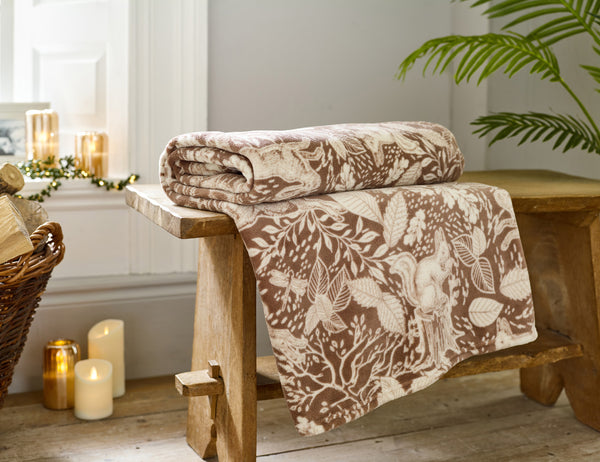 Deyongs Winter Forest Microfibre Printed Throw