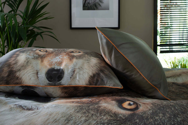 Deyongs Wolf Cotton Duvet Set With Fabric Bag