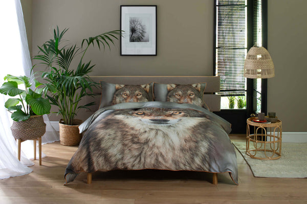 deyongs Wolf Cotton Duvet Set with Fabric Bag