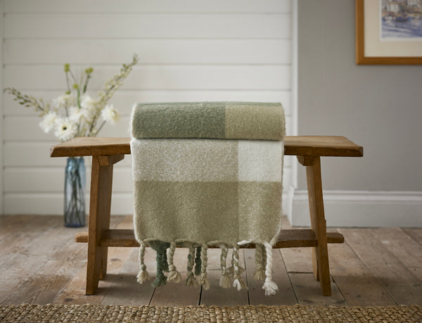 Deyongs York Checked Yarn Dyed Jacquard Throw