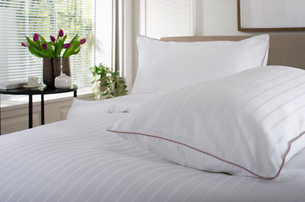 deyongs Durrant's Lane 220 Thread Count 100% Cotton White Sateen Stripe Duvet Cover Set