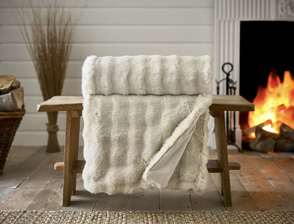 Deyongs Fernley Textured Luxury Faux Fur Throw 200x150cm
