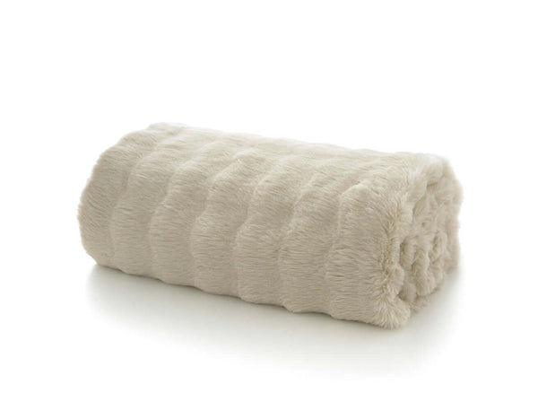 deyongs Fernley Textured Luxury Faux Fur Throw 200x150cm