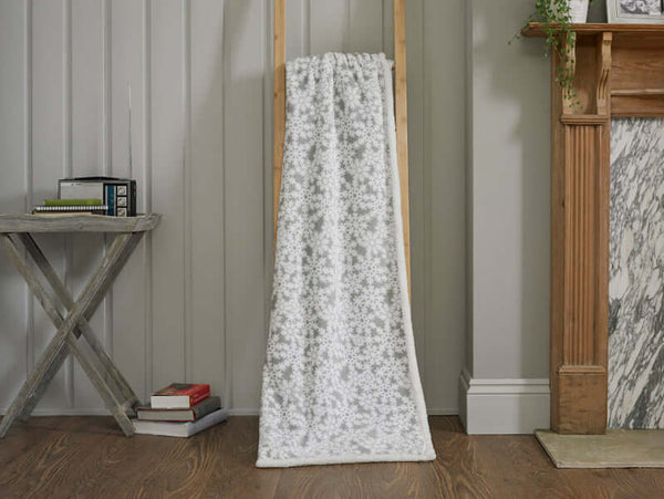deyongs Flakes Grey Sherpa Printed Soft Fleece Throw