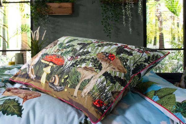 Deyongs KN Spring In The Thicket Designer Bedding Collection