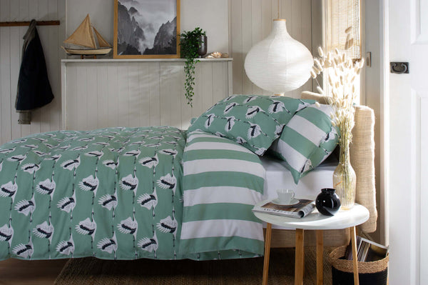 Deyongs Sedge Green Reversible Duvet Set With Fabric Bag