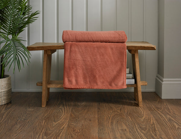 Deyongs Snuggle Touch Recycled Yarn Extra Large 180x250cm