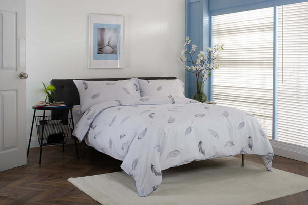 Deyongs Swirl Of Feathers Printed Percale Cotton Duvet Set