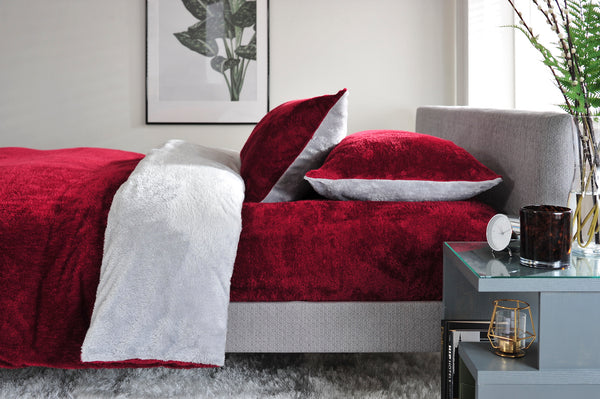 Deyongs Teddington Furry Fleece Reversible Bedding Collection