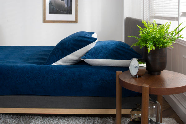 deyongs Teddington Furry Fleece Reversible Bedding Collection