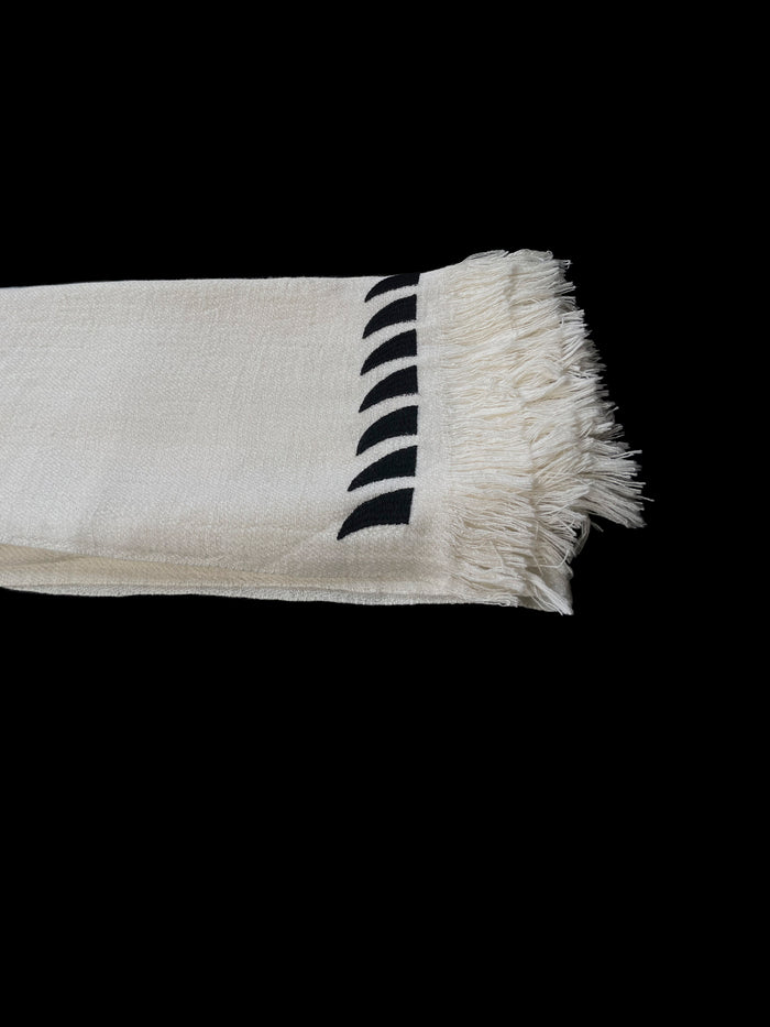 Dezso By Sara Beltran Beige Merino Wool Throw With Shark Fins