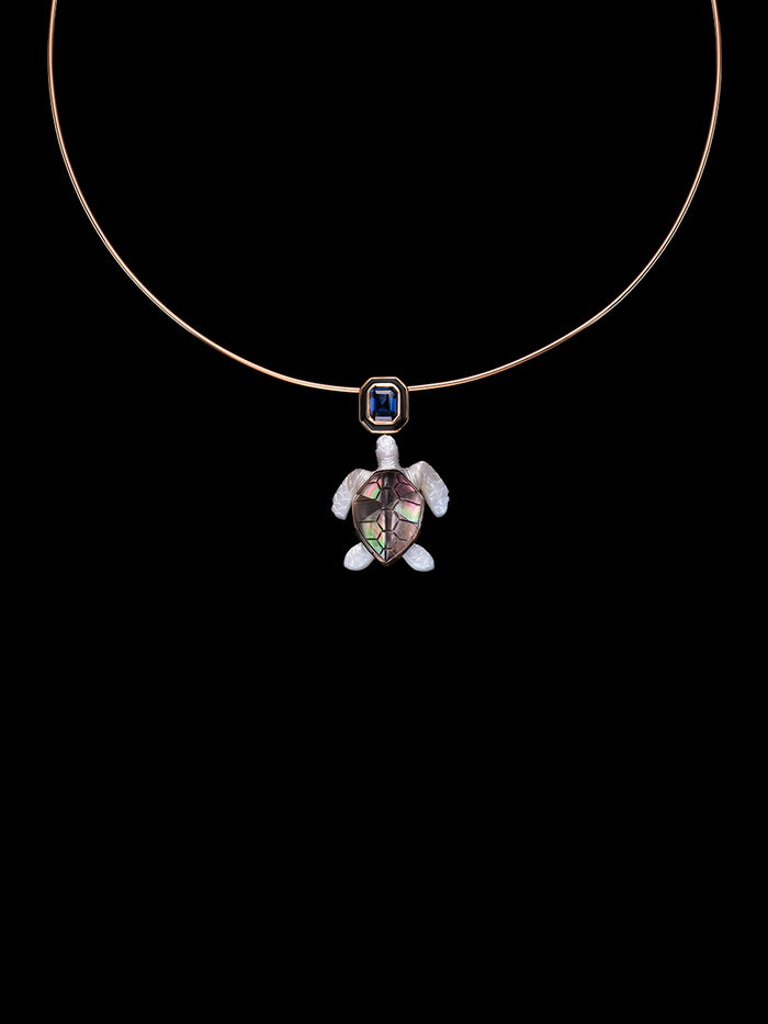 dezso by sara beltran Classic Mother of Pearl Turtle with Sapphire 3