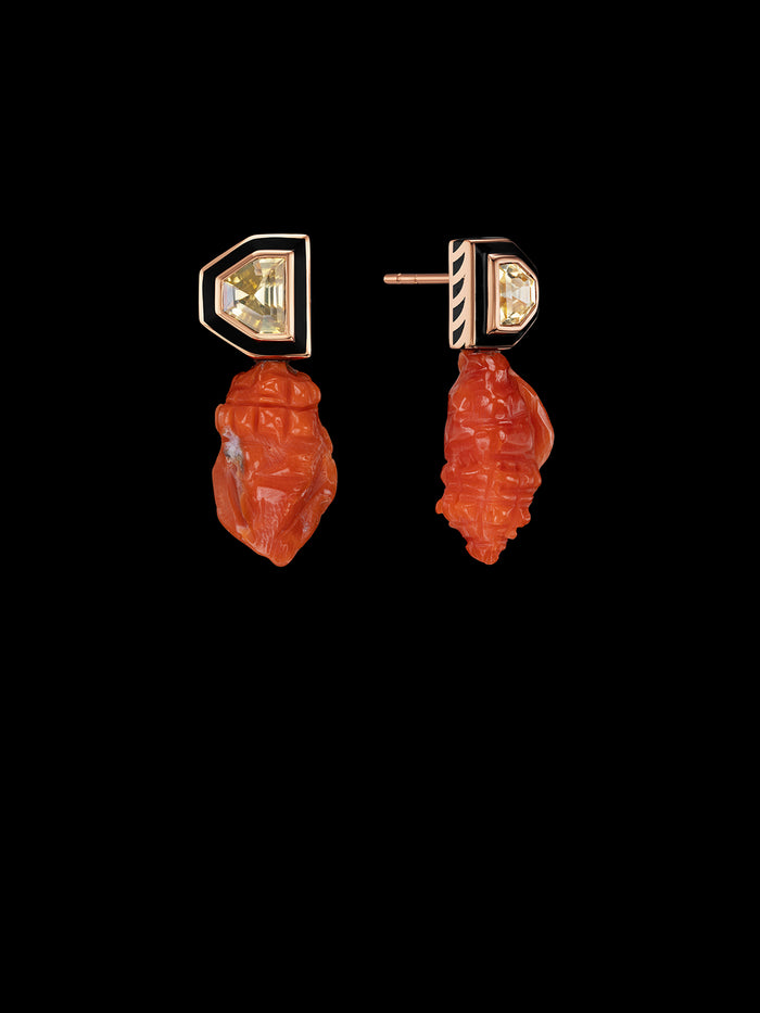 Dezso By Sara Beltran Coral Cassis Shell Earrings With Sapphires
