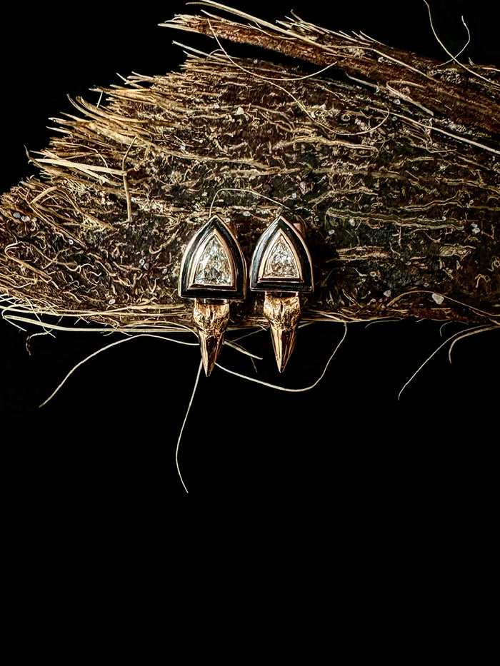 dezso by sara beltran Deco Triangle Diamond Earrings in 18K gold with Shark Tooth