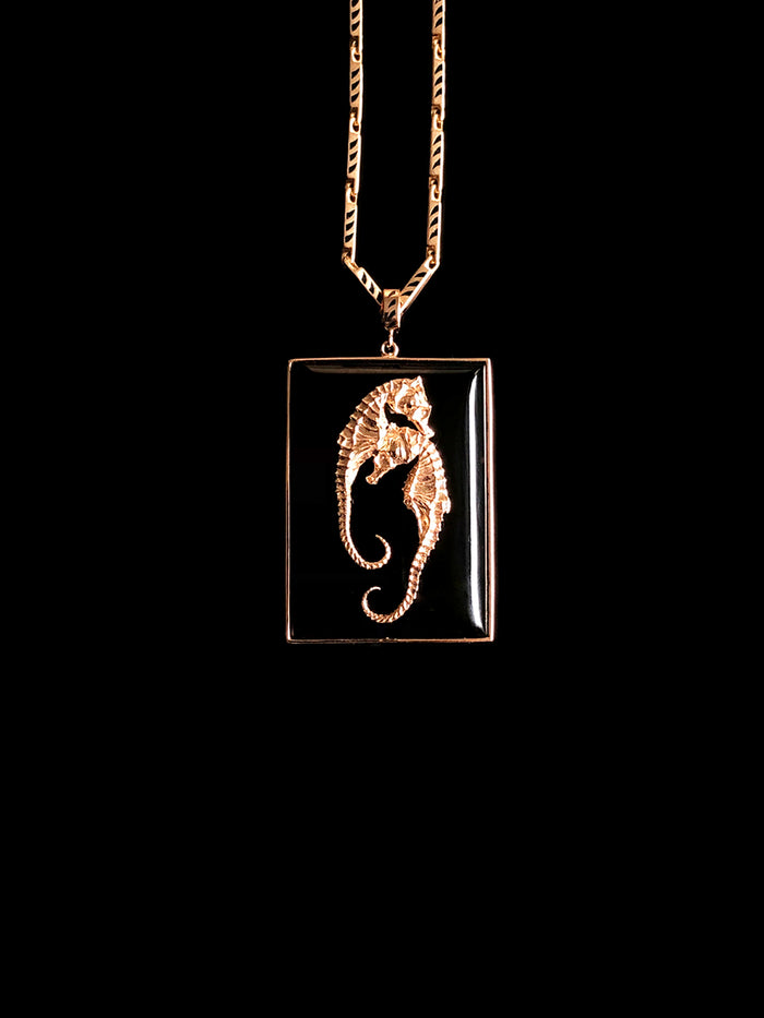 dezso by sara beltran Deco Onyx Seahorse Pendant