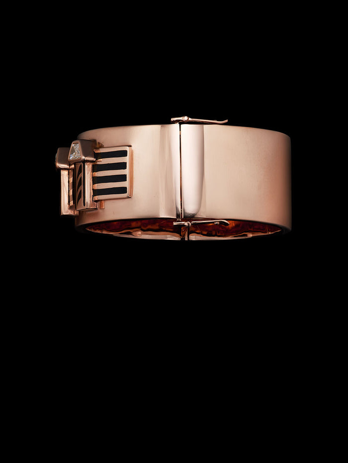 Dezso By Sara Beltran Grande Deco Diamond Cuff