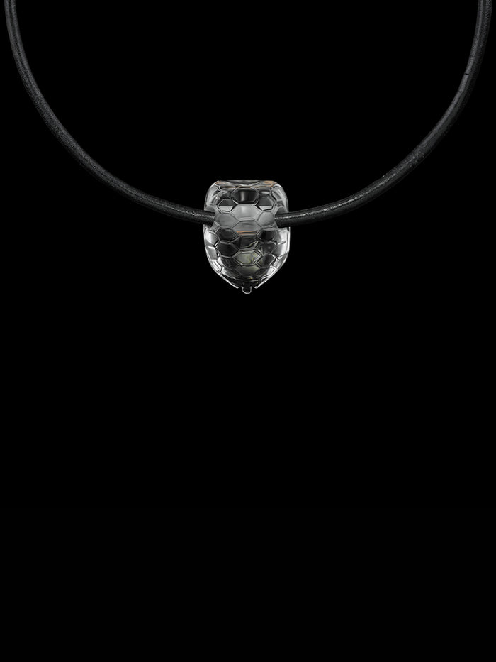 dezso by sara beltran Medio Carved Turtle Bead