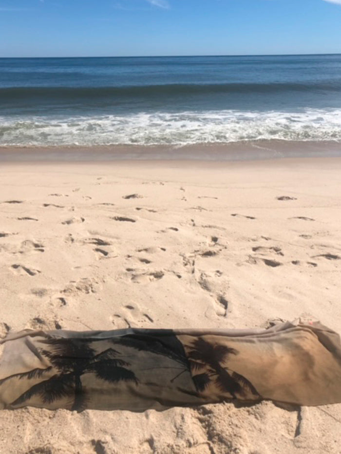 Dezso By Sara Beltran Dezso Limited Edition Mumbai Rose 100% Cashmere Scarf