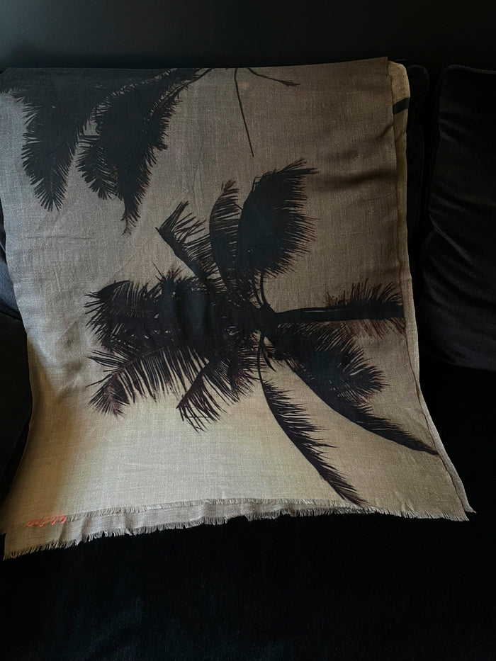 dezso by sara beltran Dezso Limited Edition Mumbai Rose 100% Cashmere Scarf