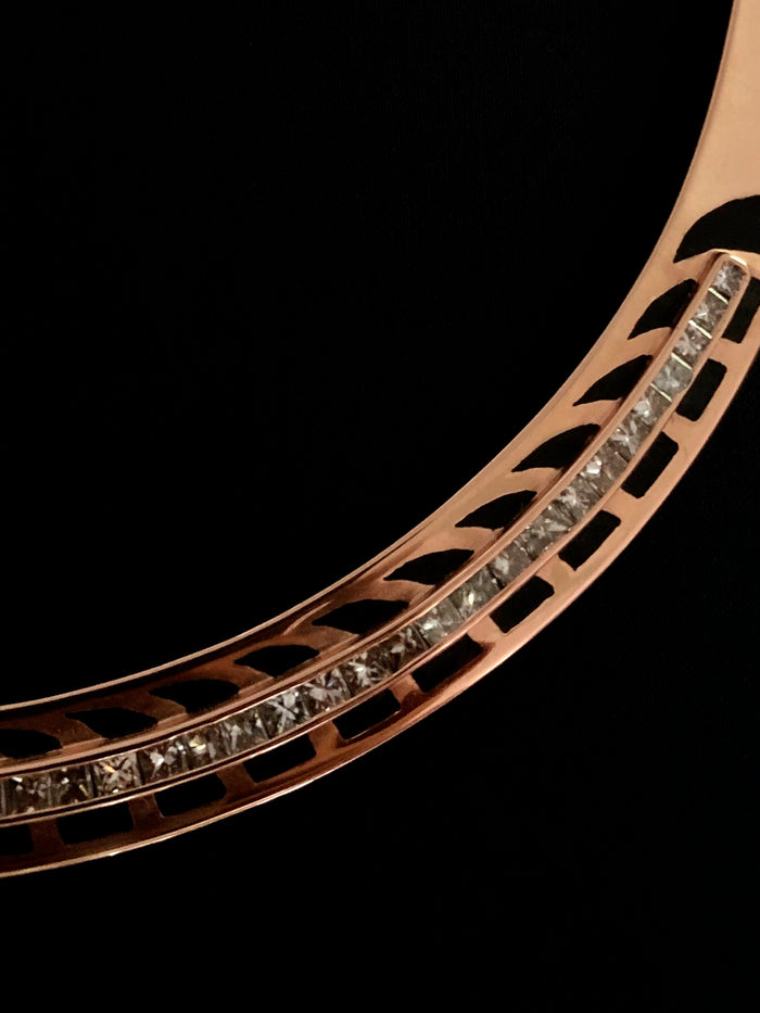 Dezso By Sara Beltran Grande Deco Cuff Necklace With Diamonds