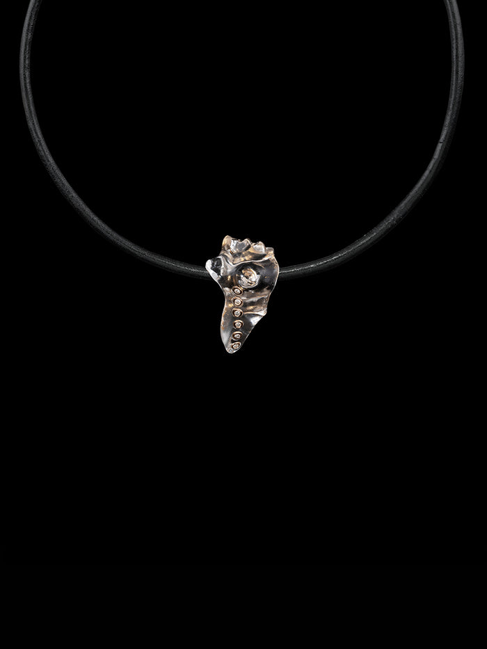 dezso by sara beltran Miami Chank Bead with Diamonds